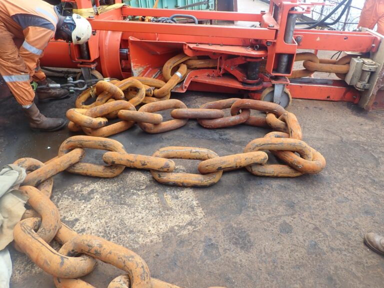 Mooring chain replacement, Sendje Berge FPSO