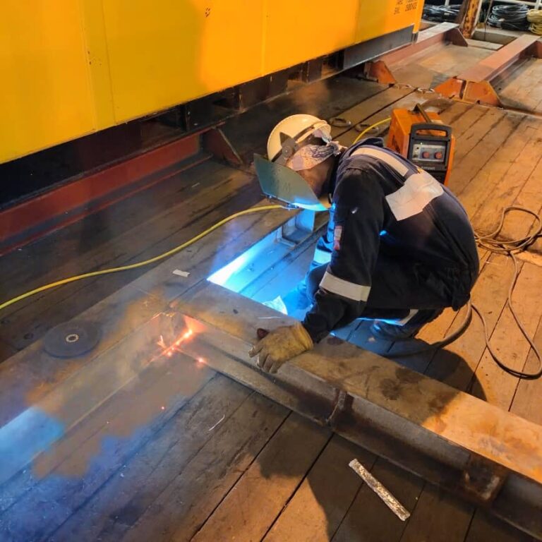 Welding and construction for sea fastening, Island Innovator